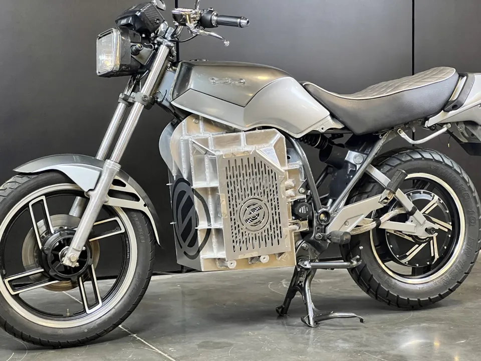 A Yamaha SECA with the Shandoka electric conversion